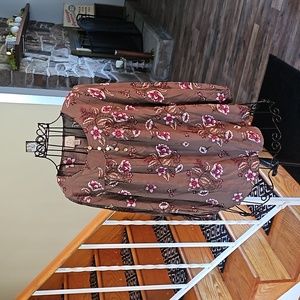 👚ST JOHN'S BAY FLORAL SMOCK STYLE TOP👚